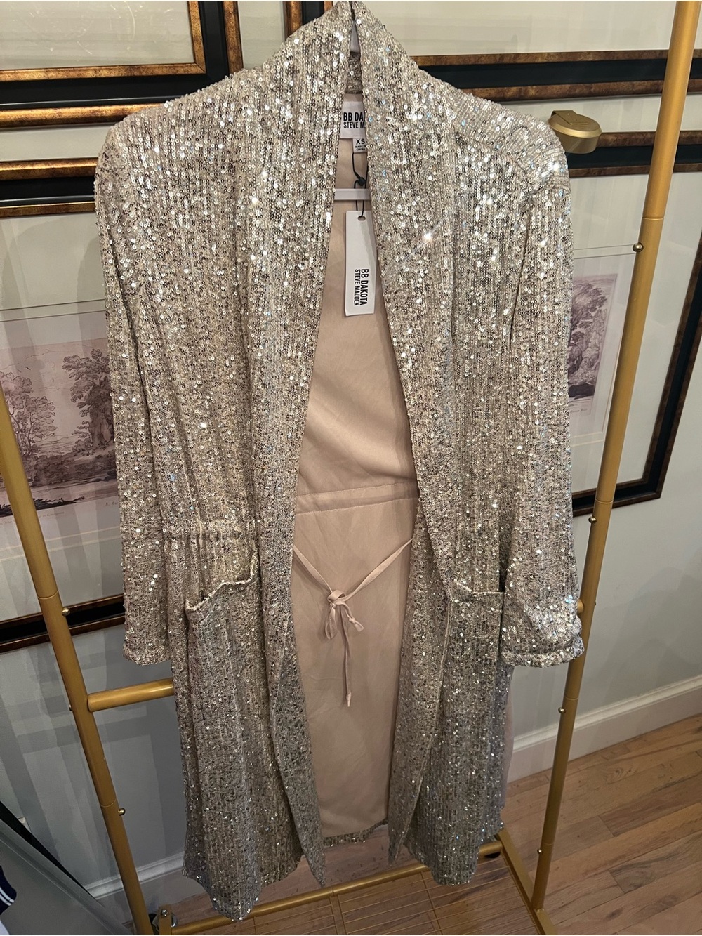 Steve Madden Silver Sequin Duster Robe NWT - Picture 1 of 7